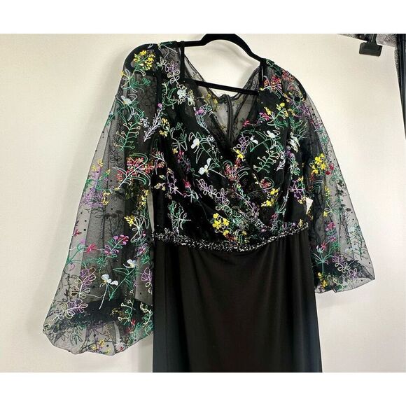 Mac Duggal NWT size 12 black EMBROIDERED ILLUSION GOWN style 79479 - Picture 9 of 16